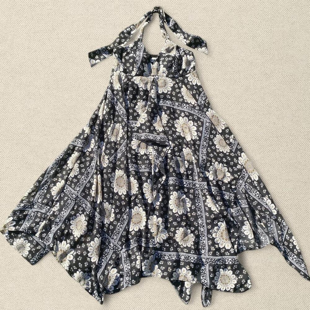 Y2K Asymmetrical Halter Dress Floral Pattern sz 6 Robbie Bee Boho